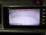 バックモニターは、車庫入れや縦列駐車に参考になる画面が表示される為、運転が不慣れな方にも便利な機能です♪