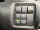 リヤフォグランプ!悪天候下で後続車に自社の存在を知らせます!後方右側が点灯します!コーナーセンサー!車両と障害物とのおおよその距離を認識しブザーとディスプレイ表示でお知らせ!