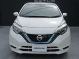 【ワイド保証】日産販売店の中古車には、無料で保証が付いています。走行距離無制限で無料保証期間は1年間〜。日産ならではの保証になります!