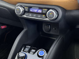 オートエアコンで快適な車内温度を演出してくれます!
