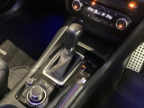 エンジン、トランスミッション、ボディ、シャシーのすべてにスカイアクティブテクノロジーを採用!上質で気持ちのいい走りと、優れた燃費性能を両立しています。
