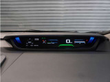 【メーター】わかりやすく情報を整理したメーターディスプレー。多彩な情報を見やすく、わかりやすさを徹底。