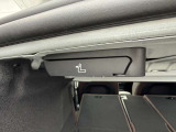 在庫車両はストックヤードにも保管してございます。あらかじめ在庫確認及びご来店日時のご連絡を頂けますと円滑なご案内が可能です。