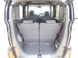 ◆定員乗車時のカーゴルームです。普段のお買い物の荷物やたくさんの収納が可能です。
