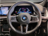 【アクティブクルーズコントロール】先行車との車間距離を維持しながら自動で加減速を行い走行をサポートしてくれる優れもの。車両停止や再加速も行うので渋滞時の運転負荷の軽減にも貢献します!