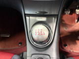 6速MTのお車です♪直感的な操作を楽しむことができます!