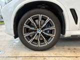 BMW正規ディーラー BMW Premium Selection調布の認定中古車です。厳しい基準をクリアした高品質車両のみ販売。BMW認定中古車保証付き(最長4年・距離無制限)、全国納車対応可能です。