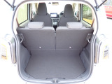 ◆定員乗車時のカーゴルームです。普段のお買い物の荷物やたくさんの収納が可能です。