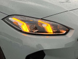 エンジェルアイ、イカリングと呼ばれるBMWのライトの正式名称は「コロナリング」です。一目でBMWとわかる伝統のデザインです。