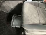 助手席側からの内装画像です。