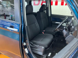 運転席広々