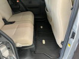品質には自信があります!ハッピーの品質・キレイなお車をお届けさせていただきたい!そんな気持ちでキレイに仕上げております。フロアマットなどの清掃はもちろん、シート下なども徹底的に清掃しております。