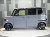 整備代金を車両本体価格に含んでおります。法定点検整備または定期点検を実施し、点検記録簿を発行致します。