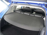荷室を覆い保護してくれるカバーを装備!。プライバシー保護にも役立ちます。