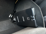スマートに料金所を通過できるETC搭載してますのでご納車後直ぐに高速道路ご利用いただけます。
