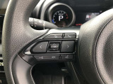 【ステアリングスイッチ】左です。ハンドルから手を離さず、運転に集中したまま手元でオーディオ操作等ができます。