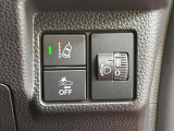 【ホンダセンシング】走行中に前方の車両等を認識し、衝突しそうな時は警報とブレーキで衝突回避と被害軽減をアシスト。より安全にドライブをお楽しみいただけます。