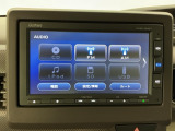 ドライブの必需品。見やすい・使いやすいHonda純正のメモリーナビを搭載しています。