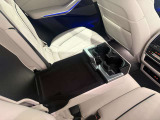 お車はご予約状況などにより、ご案内出来ない場合がございます。ご来店頂ける際は、事前にご連絡くださいますよう、お願い申し上げます。