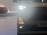 LEDヘッドランプ☆フォグライト付きです☆広く明るい視野で夜間運転を安全サポートしてくれます!これで夜道の運転も安心して運転できますね♪