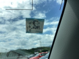 次回の車検日になります。こちらのステッカーをご確認ください。