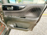 当社では厳選したお車を毎月大量に仕入れを行ない、お求めやすい価格でご提供しております♪