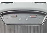 シートヒーター付きです。冬場の強い味方です。あったら嬉しい装備ですね!