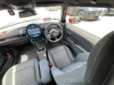 時を経ても深い魅力を放ち続けるMINI。より快適にお乗り頂くために、3つのサポートプログラムをご用意しております。※認定中古車保証は登録日より最長4年間まで延長が可能です。
