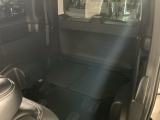 車が大好きなスタッフが心をこめて接客いたします。お客様一人一人のお車に対する思いや気持ちをうかがい、充実した時間が過ごせるよう努めます。
