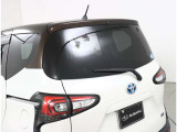 中古車は1台として同じコンディションのものは存在しないため、安心しておクルマをお選びいただけるよう、信頼のおける第三者機関が基準に従い、車両の品質と状態をチェックし、評価するのが「第三者評価」です。