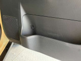 ドア内張にキズあります。