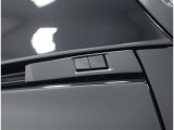パワーバックドア装備!リヤゲート近くのスイッチを押すだけでバックドアが開閉できます。運転席周りからも開閉の操作ができます♪