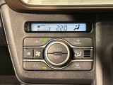 車内空調は&rdquo;AUTOエアコン&rdquo;にお任せ。運転に集中出来ますよ!