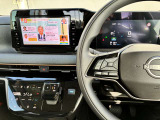 ハンドル周りには車両状態の確認やナビ操作が可能なステアリングスイッチを完備♪