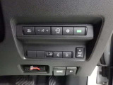 ようこそオートエムワンへ!この度は弊社在庫車輛を、ご覧頂きまして誠に有難う御座います。豊富な自社在庫からお好みのお車をお選び下さいませ。