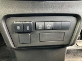 運転者に優しいスイッチ類の配置です。