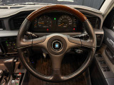 オプション:NARDI Z5 ウッド/レザー 365mm(純正ステアリングあり)