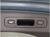 ハンズフリーアクセスパワーテールゲート(予約クローズ機能付)