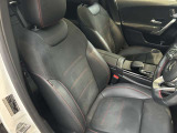 認定中古車フェア期間中はお買い得な特典をご用意しております。ご検討中のお客様はぜひ当店スタッフまでお問い合わせ下さい。