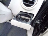 運転席ドリンクホルダー