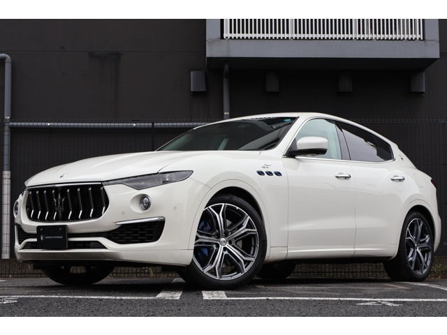 レヴァンテ GT ハイブリッド 4WD