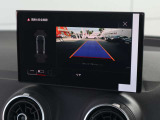 ●アウディ・マルチメディア・インターフェイスは、ナビゲーションやオーディオ機能だけでなく、車両の様々な設定が行える最先端のインターフェイスユニットです。