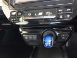 トヨタ認定中古車保証付!(1年間、距離無制限 HV車はHV保証付) 別途延長保証もご用意しております♪ ぜひ現車を確認にご来店ください