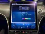 バックカメラにより駐車時の後方確認も楽にできます。