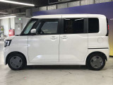エンジンルーム、室内、クリーニング済みです。厳選したお車を屋内展示場にて展示中☆車両品質には自信がございます!ぜひ一度ご来店ください!!