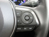 【アダプティブクルーズコントロール】ミリ波レーダーセンサーからの情報によって先行車を認識!アクセルに足をかけることなく、適切な車間距離を保ちながら追従走行をするアダプティブクルーズコントロールを装備♪
