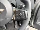 マルチファンクションステアリング装備車です。