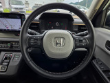 扱いやすいハンドルで運転しやすいです!!