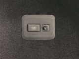 非常時やキャンプなどに役立つAC100Vコンセント付きです。車両停止状態で消費電力の合計が1500W以下の電気製品を使用可能です。