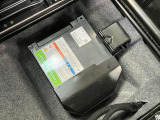 減速時の回生エネルギーを利用して発電したエネルギーを蓄え、オーディオやエアコン、ヘッドライトなどに使う事で、エンジンの負担を減らす「Sエネチャージ」搭載車両です。